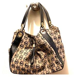 Michael Kors Shoulder Bag